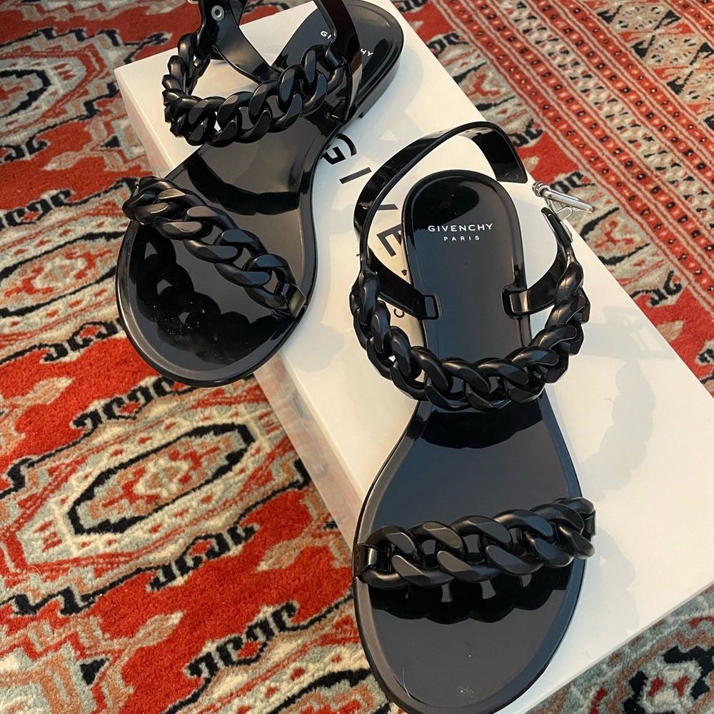 Givenchy Jelly Black Chain Sandals